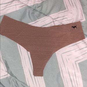 Tan PINK thong
